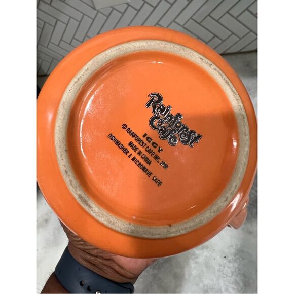 Rainforest Cafe Mug Orange Ceramic Coffee Cup 2000 IGGY Lizard Quote Retro Vinta - Picture 6 of 6